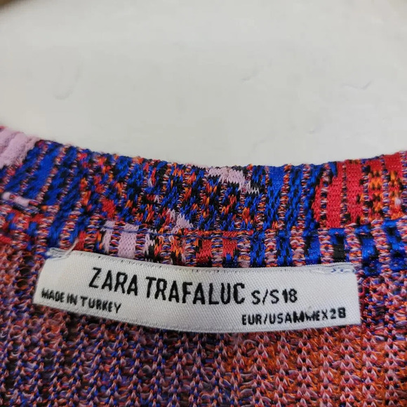 Zara Trafaluc Women T-Shirt Top S Multicolor Floral Short Sleeves Crew Neck Boxy - Picture 2 of 7